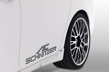 Die Seitenschweller erhalten Aufsatzelemente.