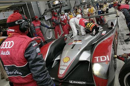 Beim Saisonauftakt am 6. April in Barcelona (Spanien) werden über 1.000 Kilometer auch die Boxencrews ganze Arbeit leiosten ...