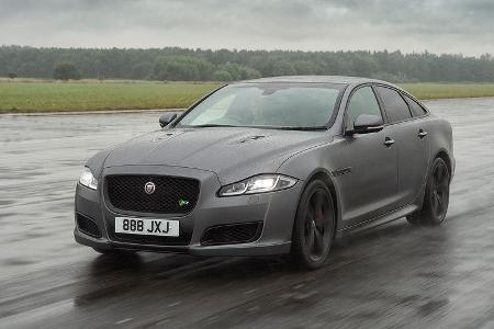 Jaguar XJR575