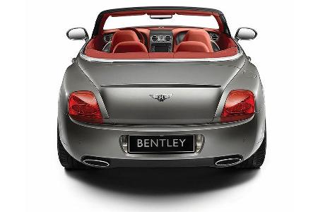 Den neuen Bentley gibt es auch in frischen Farben: Aquamarine und Blue Crystal.