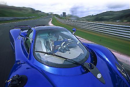 Pagani Zonda S: 555 PS, 750 Nm, Top-Speed 335 km/h, 0 - 100 in 3,7 sek.