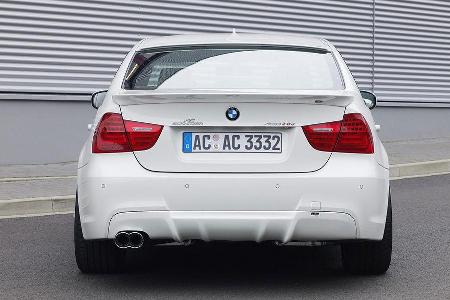 Die Motoren werden per Motorsteuerung aufgepeppt.