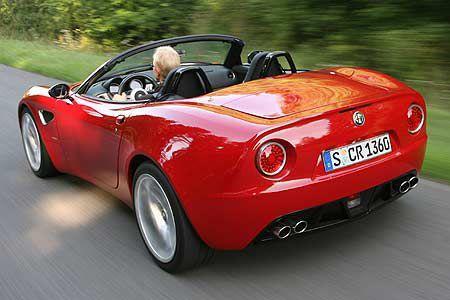 Zur Freude wahrer Alfisti werden erstmals wieder nur die Hinterräder angetrieben.