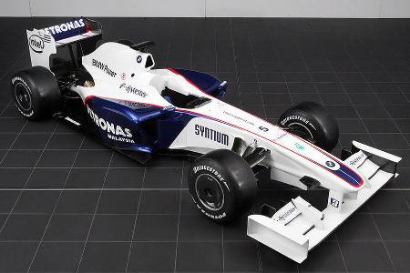 Unter der engen Carbonhülle mussten die Ingenieure Platz für das KERS finden.