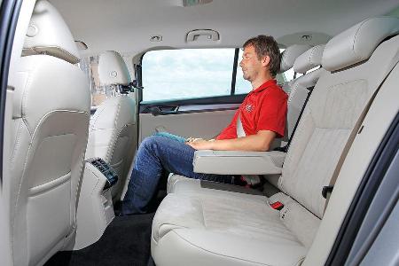 Skoda Superb Combi 2.0 TDI, Fondsitz