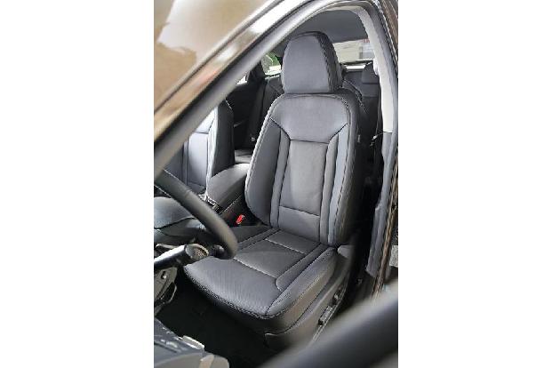 Hyundai i40 Kombi 1.7 CRDi, Fahrersitz