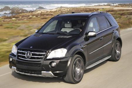 Frontschürze und Scheinwerfer präsentieren sich in neuer Optik.