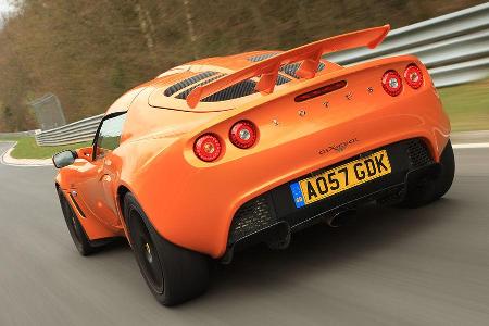 ... ein Umstand, an den sich der geneigte Fahrer im Rahmen der Nordschleife erst einmal gewöhnen muss.