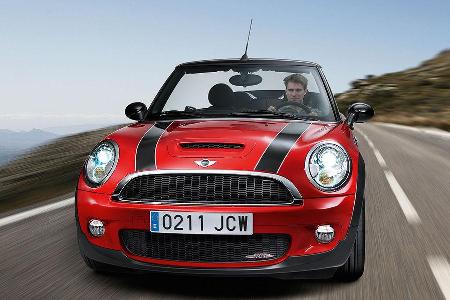 Als Basis dient der in der eigenen Rennserie eigesetzte Mini John Cooper Works Challenge.