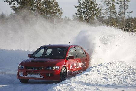 ... auch dieses fantastische Rallye-Fahrzeug vergänglich ist.