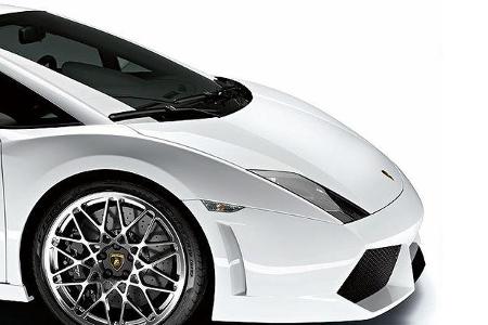 Vorne dienen 15 LED-Leuchtdioden als Tagfahrlichter.