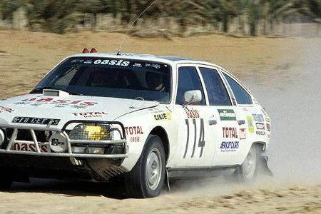 Bei den ersten Ausgaben der Rallye Dakar zeigte sich das Starterfeld bunt gemischt. Neben reinen Straßenfahrzeugen, wie dem ...