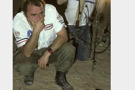 Claude Brasseur nach einem anstrengenden Rallye-Tag.