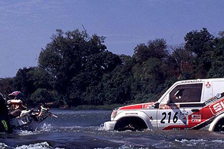 1997: Shinozuka und Magne holen den Sieg auf Mitsubishi Pajero.