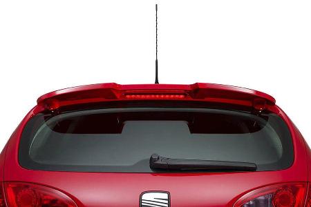 Dachkantenspoiler am Heck.