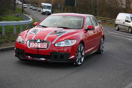 Jaguar XF-R.