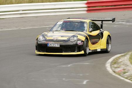 Kategorie Supersportwagen: Edo Competition Porsche GT2. Zeit: 7.15 min