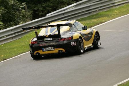 Kategorie Supersportwagen: Edo Competition Porsche GT2. Zeit: 7.15 min