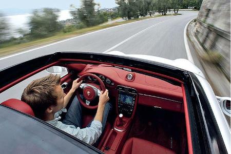 Seit dem 25. Oktober rollt das Targa-Modell über deutsche Straßen.