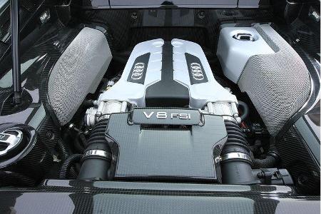 Den 4,2-Liter-V8-Sauger ließ Düchting unangetastet.