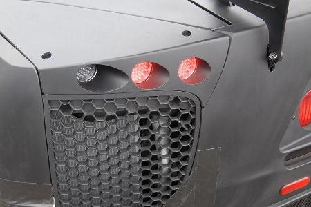 Die kleinen LED-Leuchten am Heck müssen für die Serie größeren Einheiten weichen.