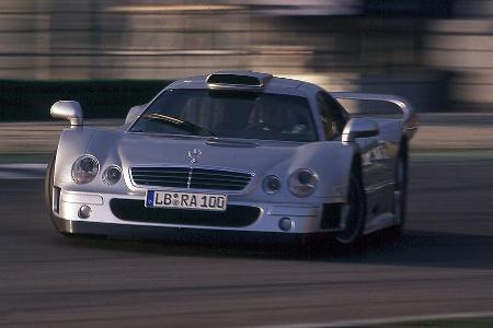 ... die Bremsen leisten sich keinen Ausrutscher - rundherum ein Fahrzeug mit extremen Fahrleistungen ...