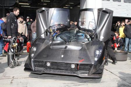 Ferrari P4/5 Competizione, Flügeltüren