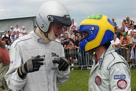 Zum Ende der Show kam es zum harten Duell zwischen Paul Vlasblom aus den Niederlanden und Andreas Distel aus der Schweiz