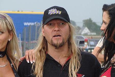 ... 300 Euro in die bayrische Heimat.