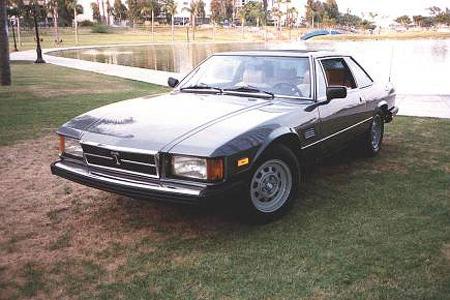 Von dem Modell fertigte der italienische Autobauer 409 Exemplare. Das Mittelklasse-Coupé wurde von einem ...