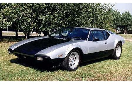 Von 1971 bis ins Jahr 1988 wurden 7.260 Exemplare des De Tomaso Pantera produziert - davon 12 Modelle mit herausnehmbarem Da...