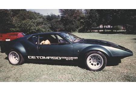 Die Leistung des De Tomaso Pantera lage nach Motorisierung zwischen 300 und 344 PS.