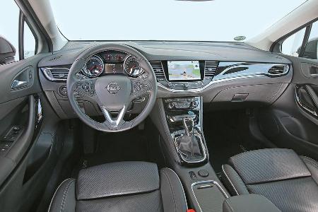 Opel Astra 1.0 DI Turbo, Cockpit
