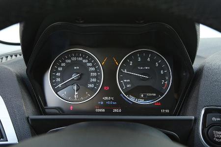 BMW 116i, Anzeigeinstrumente