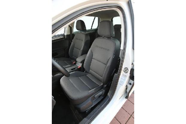 VW Golf 1.0 TSI, Fahrersitz