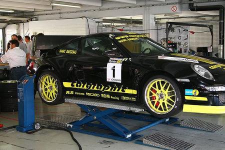 Die Cargraphic-Team reiste mit reichlich professionellem Equipment an.