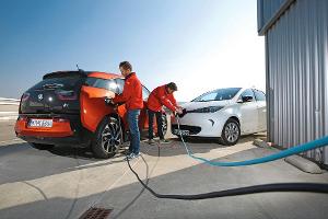 BMW i3, Renault Zoe Intense, Stromanschluss