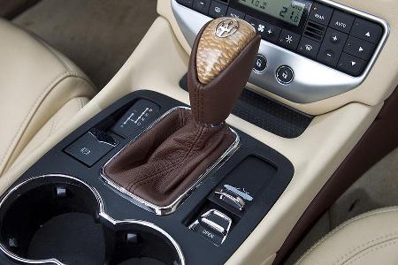 Die Sechsgang-Automatik arbeitet diskret.