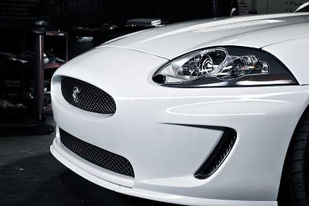 Jaguar XKR Black Pack