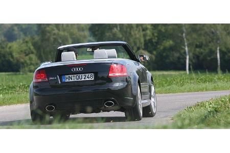 Die Karosse ist angenehm schlicht und schnörkellos. Spoiler? Nicht nötig.