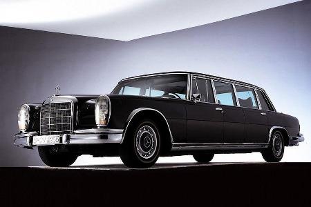 2.677 Exemplare des 600ers entstanden.