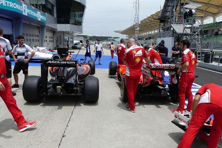 McLaren - Ferrari - Formel 1 - GP Malaysia - Donnerstag - 29.9.2016