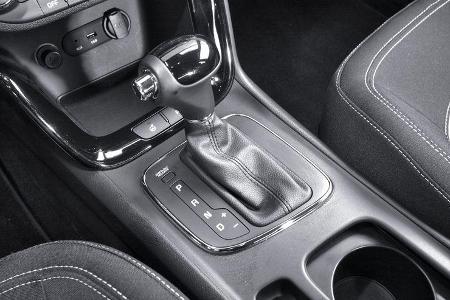 Kia Cee´d 1.6 GDI Spirit, Schalthebel, Schaltknauf