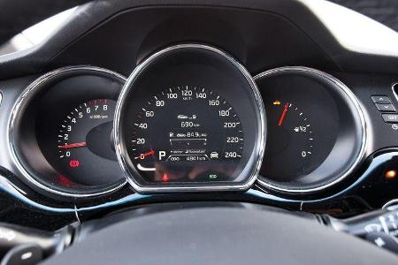 Kia Cee´d 1.6 GDI Spirit, Rundelemente, Tacho