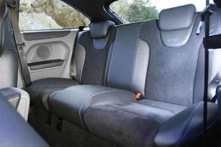 Auch in der zweiten Reihe ist noch Platz.