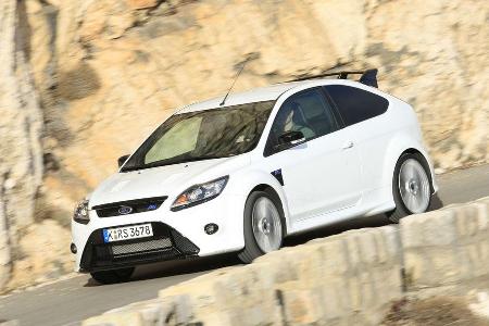 Beeindruckend ist die Traktion am Kurvenausgang.