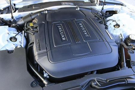 Ebenso wie der lustlos gedeckelte neue Motor.