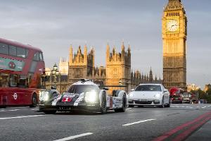 Mark Webber - Porsche 919 Hybrid - Showrun - London 2016