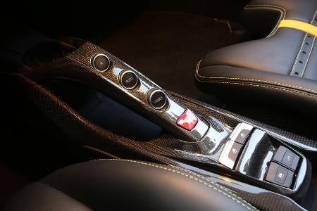 Ferrari 488 Spider, Lamborghini Huracn Spyder, McLaren 675LT Spider