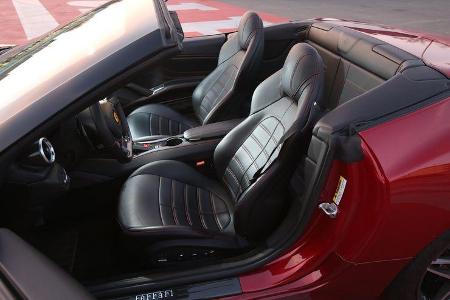 Ferrari California T, Fahrersitz
